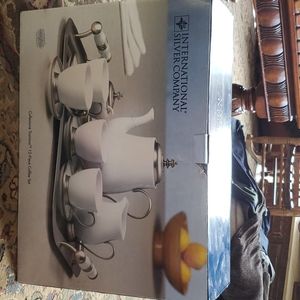 Brand new collezione toscana 12 piece coffee set